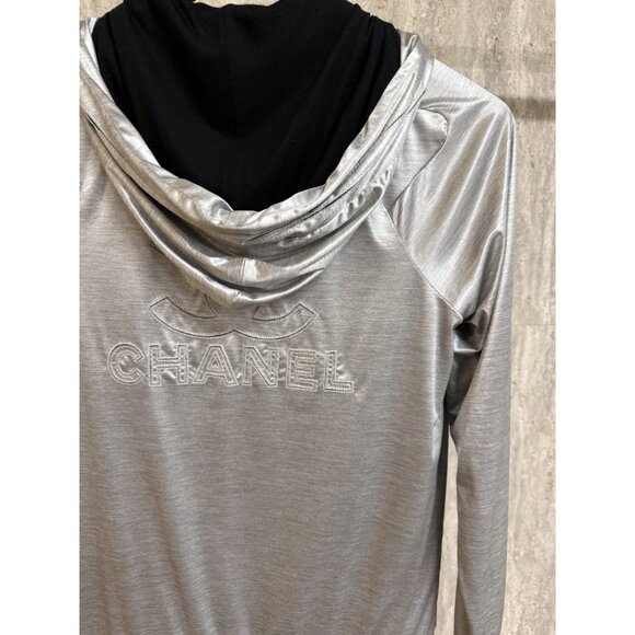 Chanel Silver Hooded Jacket Size 36 Polyester & Modal Italy - Picture 8 of 13